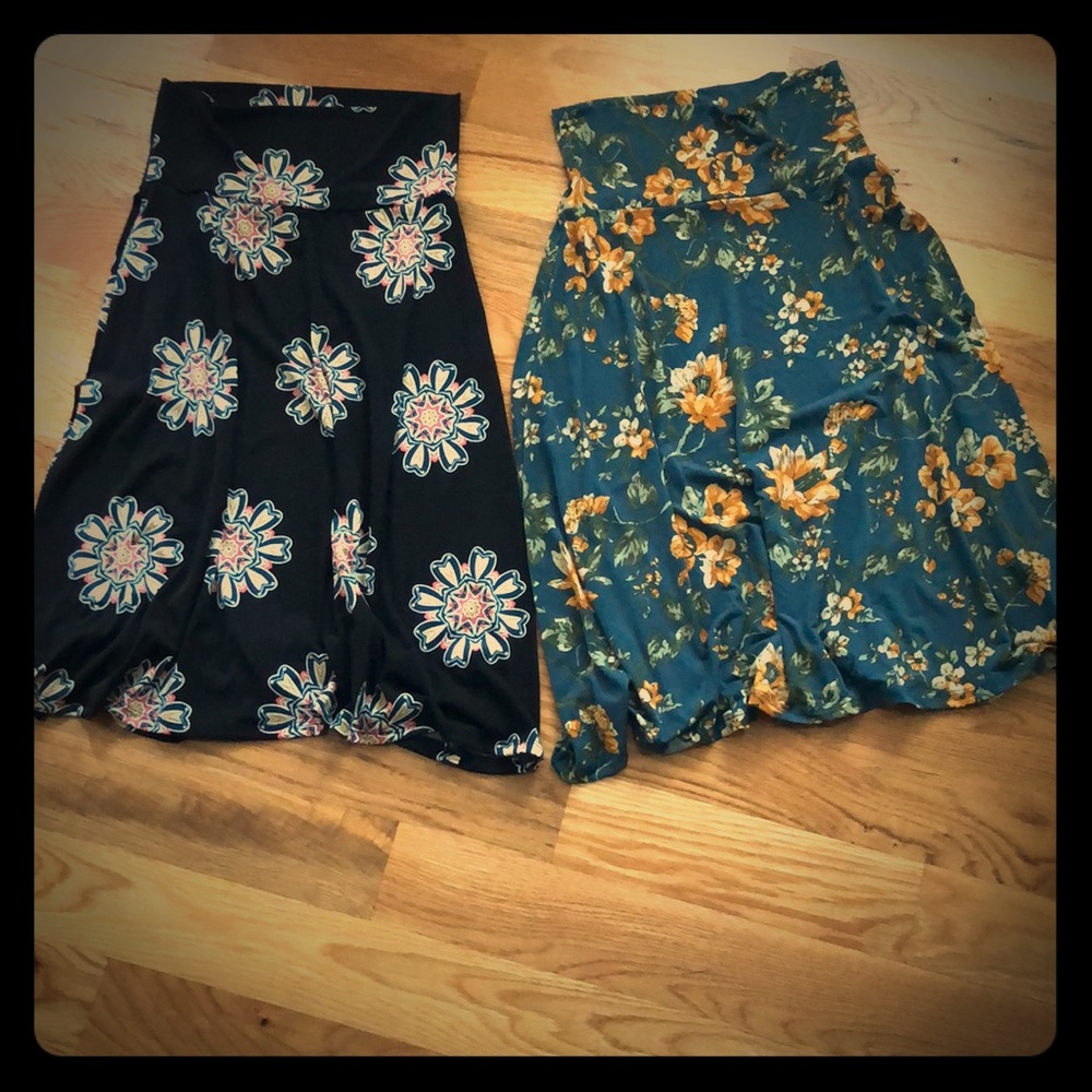 Set of 2 LuLaRoe Azure size xs